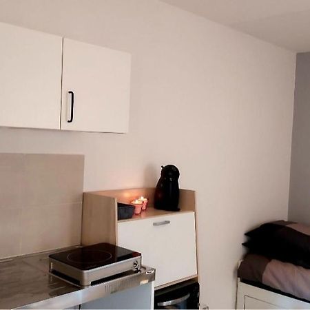 Studio Prive Attenant Villa Piscine Marseilles Buitenkant foto